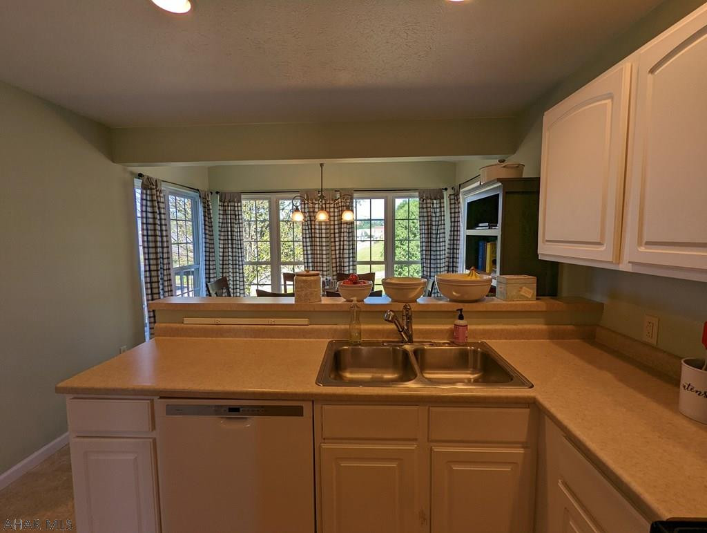 Holiday Hills - Residential