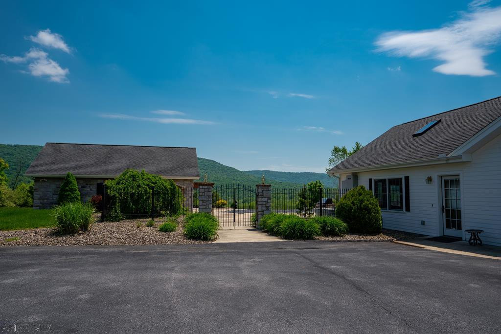 Scotch Valley - Residential