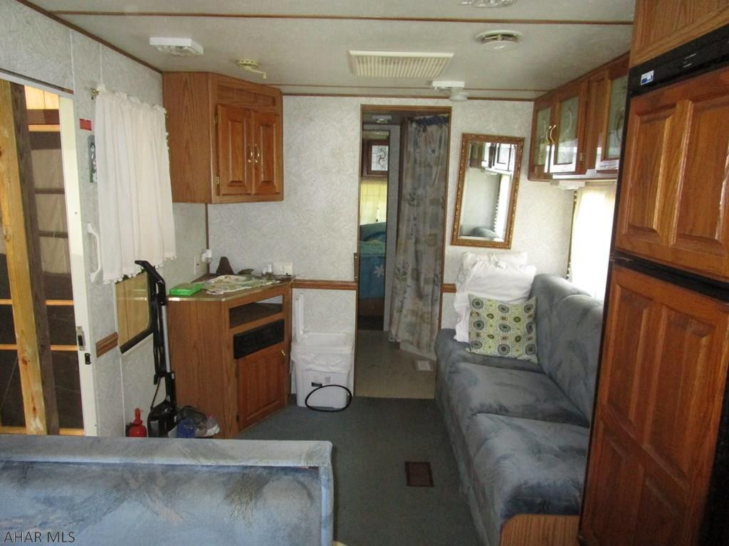 Glendale Yearound - Residential