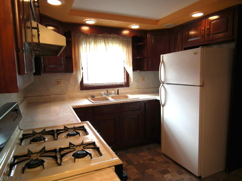 Homers Gap - Residential