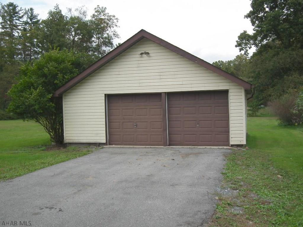 Homers Gap - Residential