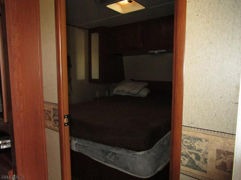 Glendale Yearound - Residential