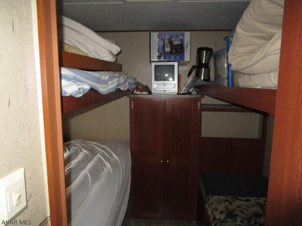 Glendale Yearound - Residential