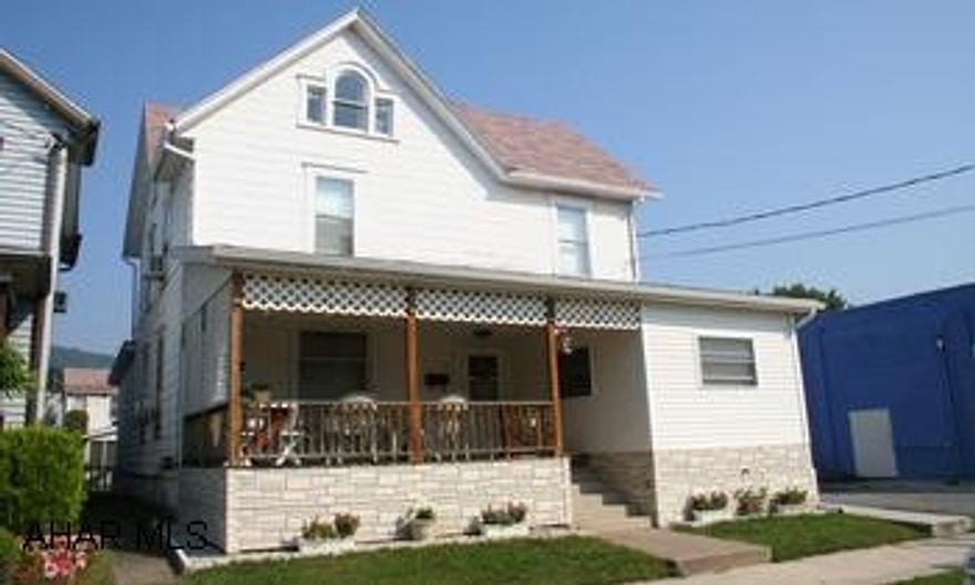 Intown Tri-Plex with long term tenants. 2-Story house with apartment downstairs and upstairs, rear garage with apartment upstairs. Apliances convey with units #1 and #3. NUMBER OF  SQUARE FEET IS ESTIMATED.