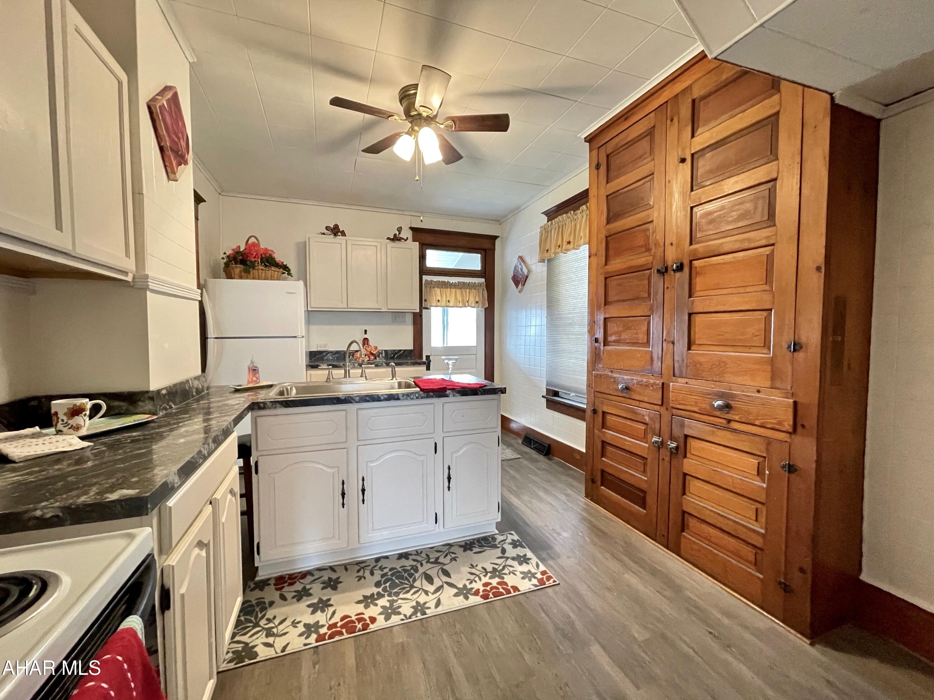 East End - Residential