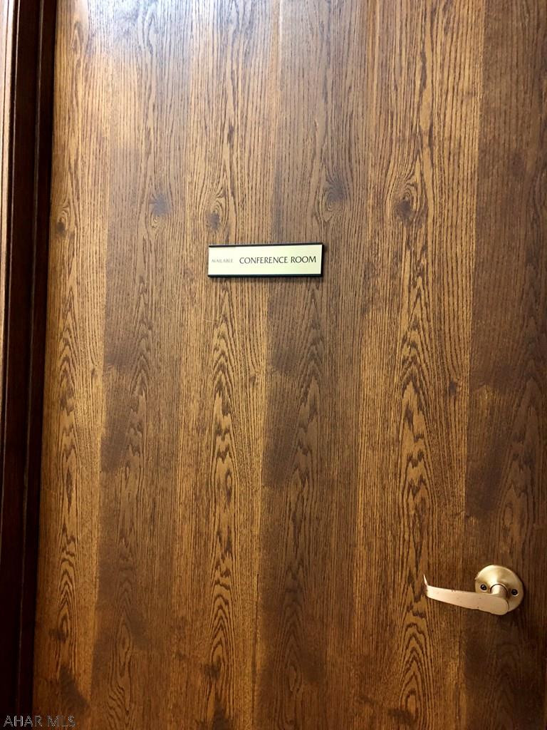 Saxton - Commercial Sale