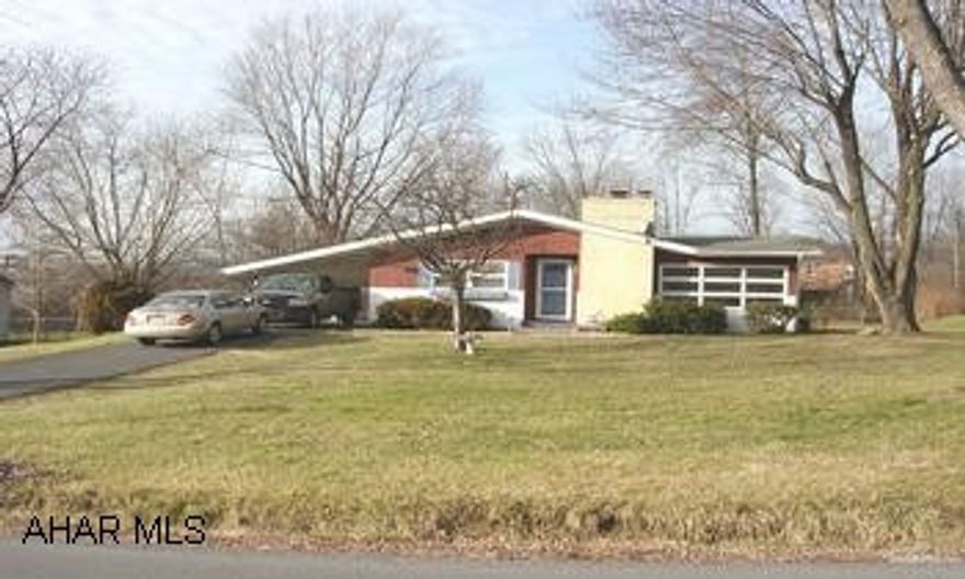 IMMACULATE RANCHER.  MASTER BEDROOM HAS 3/4 BATH.  ATTIC ACCESS.  SPACIOUS PARTIALLY FINISHED BASEMENT WITH WOODBURNER.  GAS FIREPLACE IN LIVING ROOM.  LARGE LEVEL LOT.