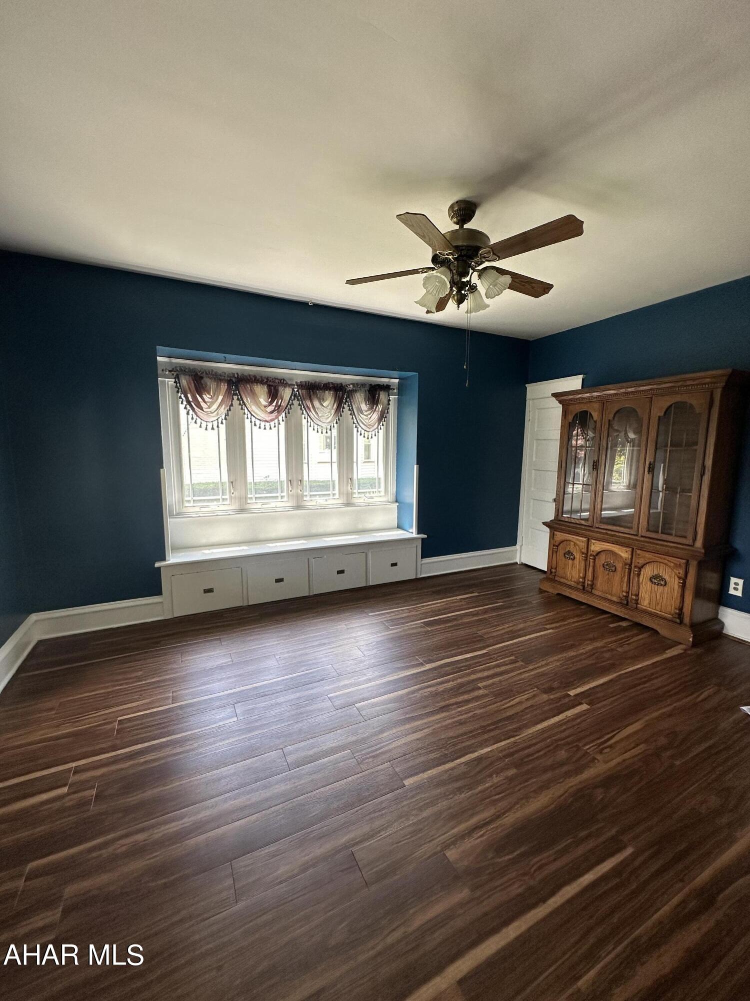 Llyswen - Residential