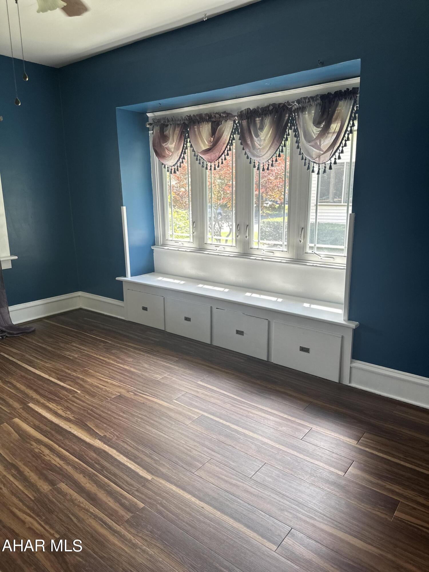 Llyswen - Residential