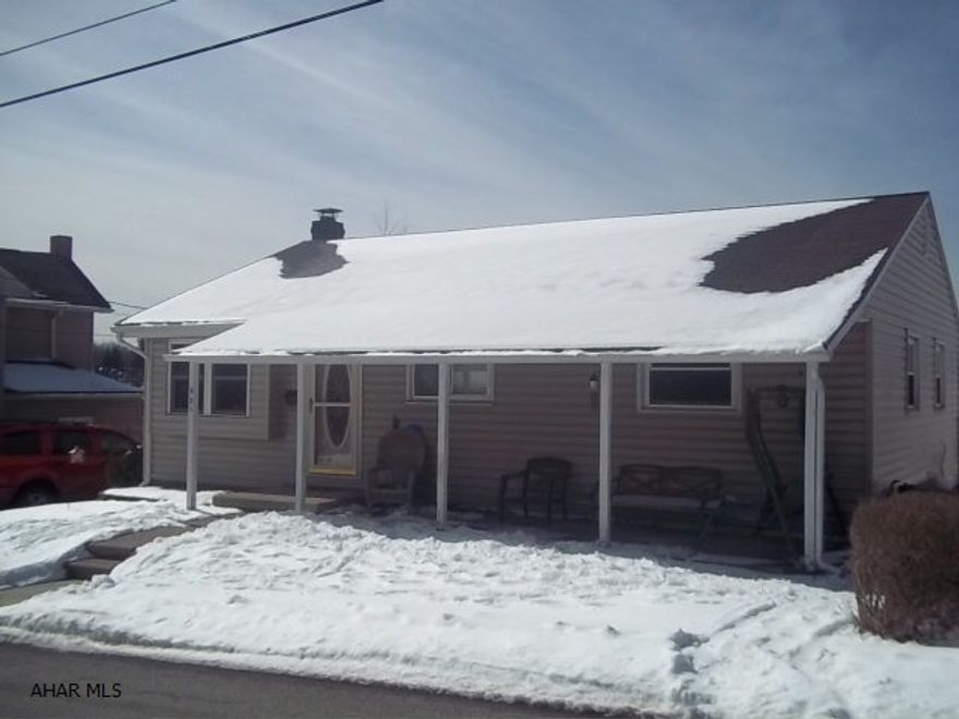 1 Story, 4 bd, 1 3/4 bath, eat in kitchen w/ new countertops and new windows. Partially finished basement w/ familyroom, bedroom ,3/4 bath and laundry. Deck and above ground pool.24 hour notice for all showings