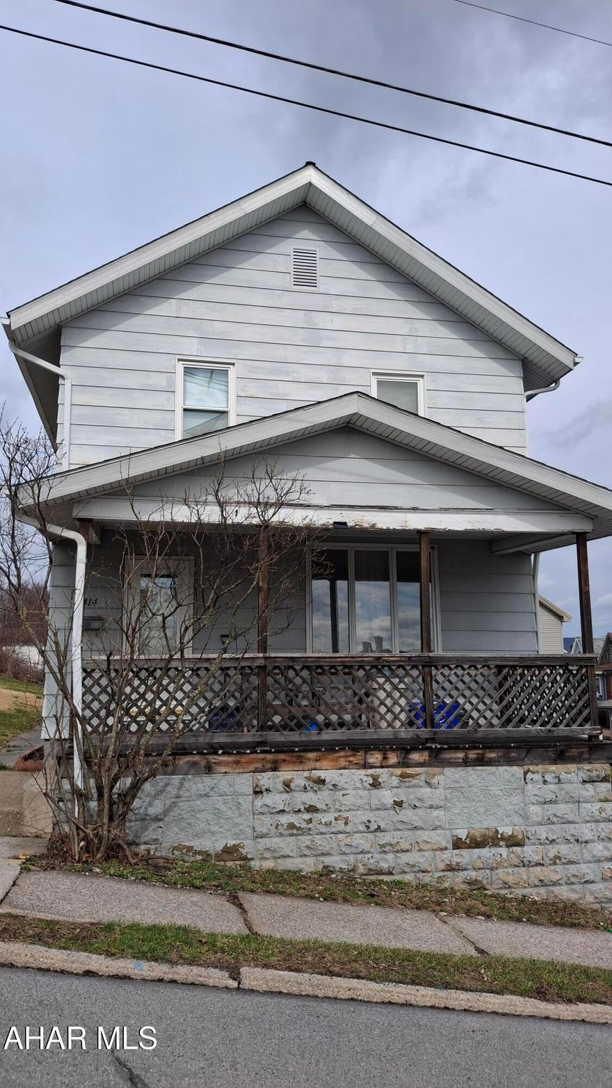 Well maintained 2 story home with large lot 100 x 120. ( 2 parcels) 3 bedroom , kitchen , living room , dining room, newer furnance and hot water heater, black top driveway . .Call to set up a showing today ...listed $145,000