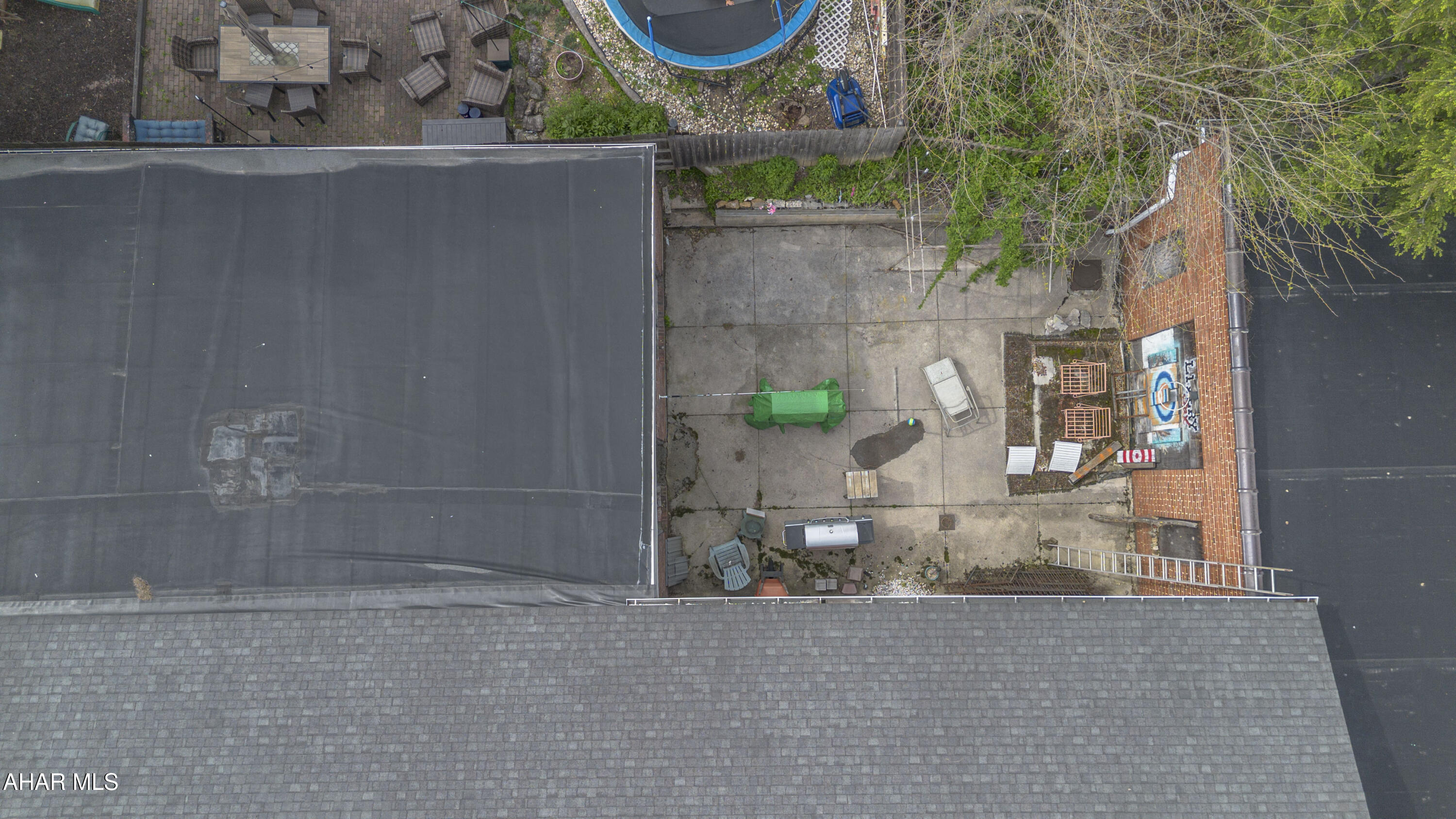 Hollidaysburg - Commercial Sale