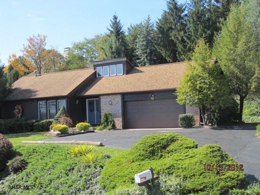 This is just one those amazing Contemporary Homes.  You will be taken away by the incredible character of this 3 bedroom beauty.  Walk through the front door into a dazzling open floor plan with a huge living area with vaulted ceilings.  3 nice size bedrooms, 2 full baths, a tremendous Kitchen with new Corian countertops opened to a spacious dining area, main floor laundry, and a spacious Master bedroom that walks out to a rear private deck. And......all that on the Main floor!   Downstairs to the basement level you will find another finished family area or make it a 4th bedroom with even more room to spare.  You find the neighborhood is inviting and the setting makes it private.  This  home is definitely one you must add to your list!