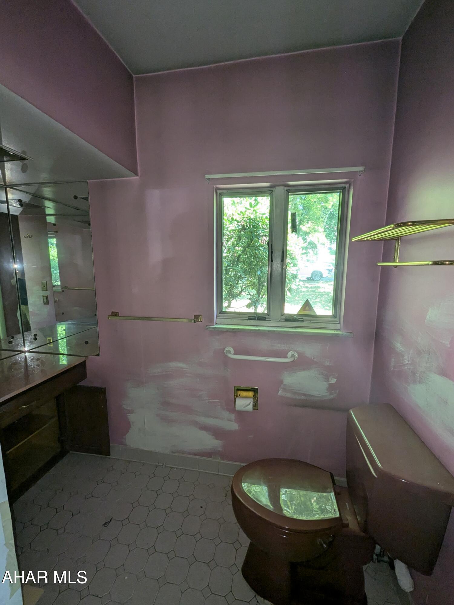 Baker Mansion - Residential