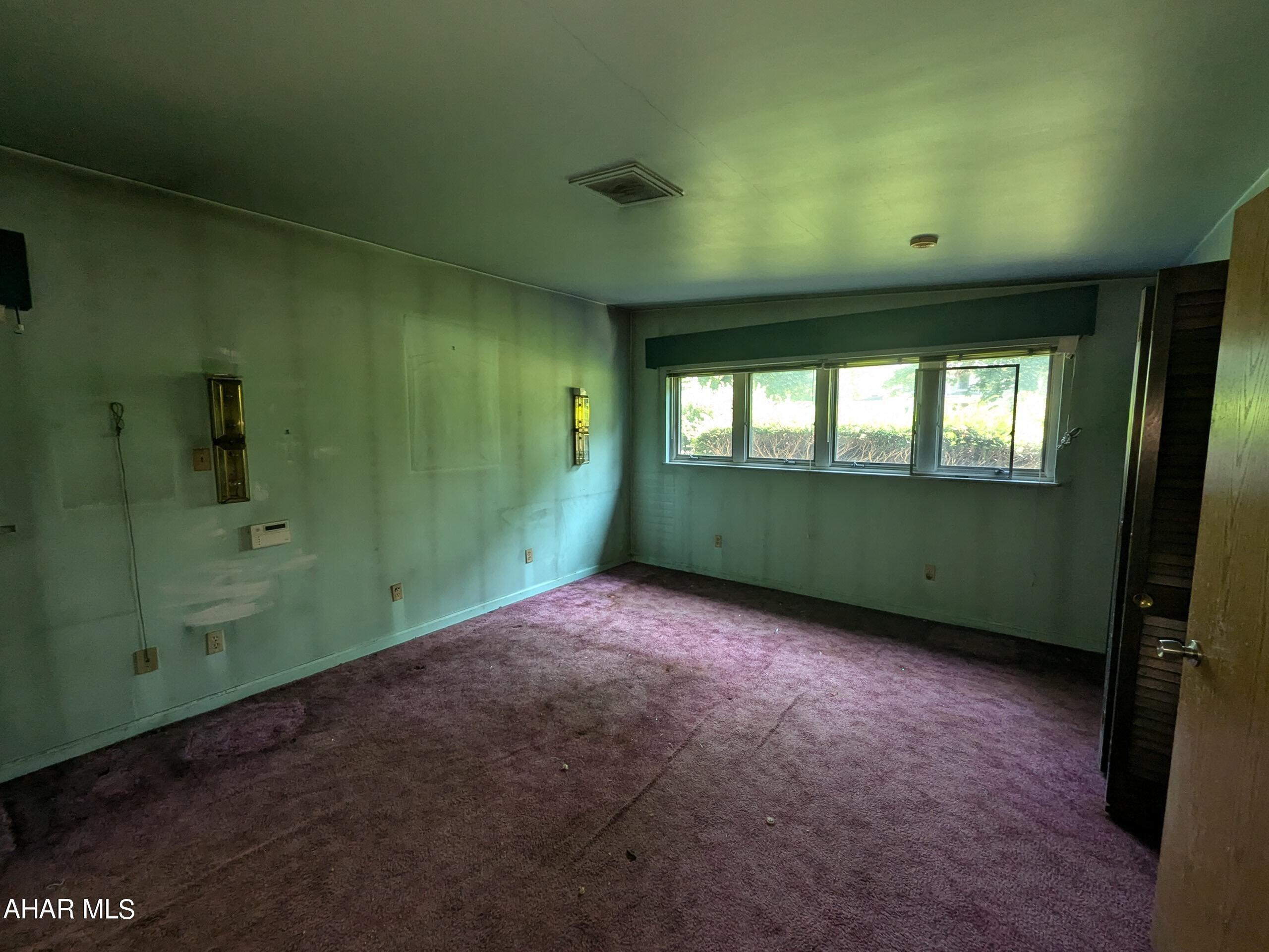 Baker Mansion - Residential