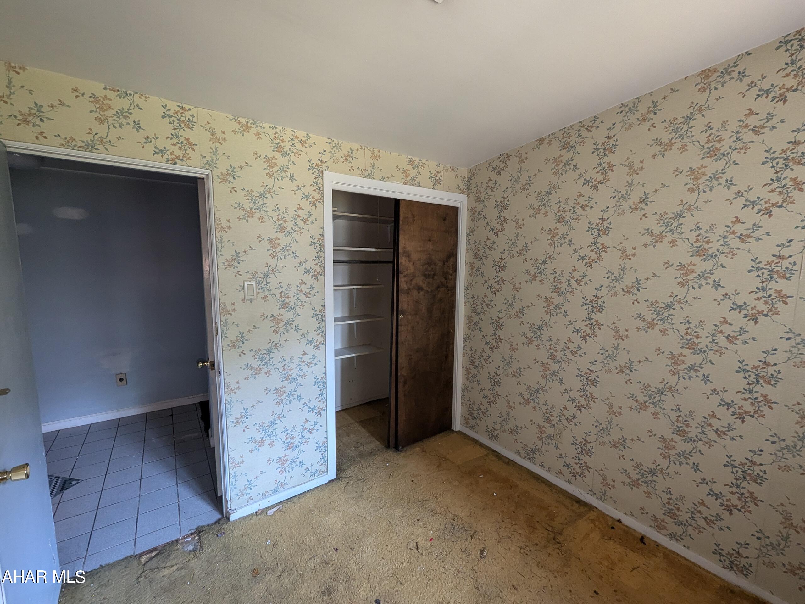 Baker Mansion - Residential