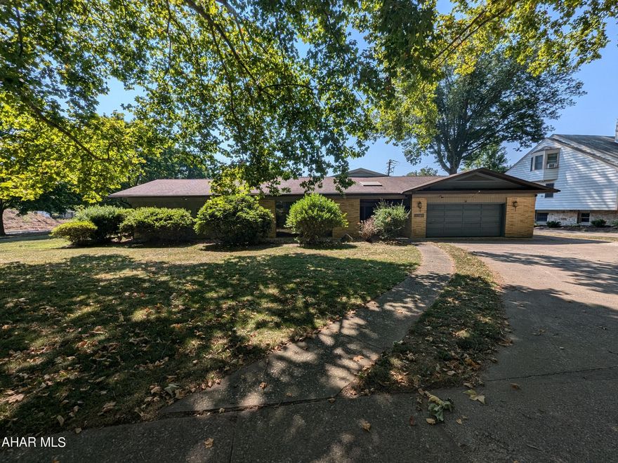 Baker Mansion 1 story home just needs your imagination and inspiration to become a dream home in fabulous location! Features large formal living room, eat-in kitchen with adjoining dining room, posh family room w/ built ins, 4 bedrooms, 2 baths including master suite.  2 car attached garage, nice covered rear patio and storage shed all in one of the areas most premier locations!