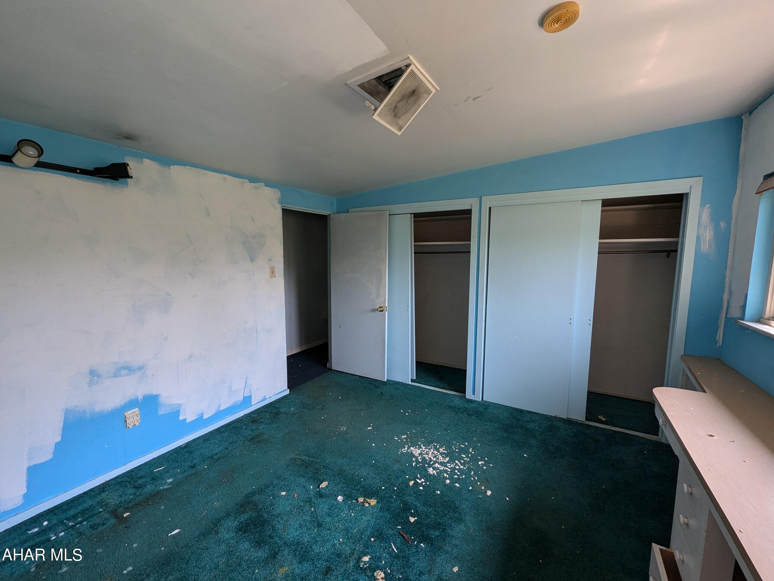 Baker Mansion - Residential