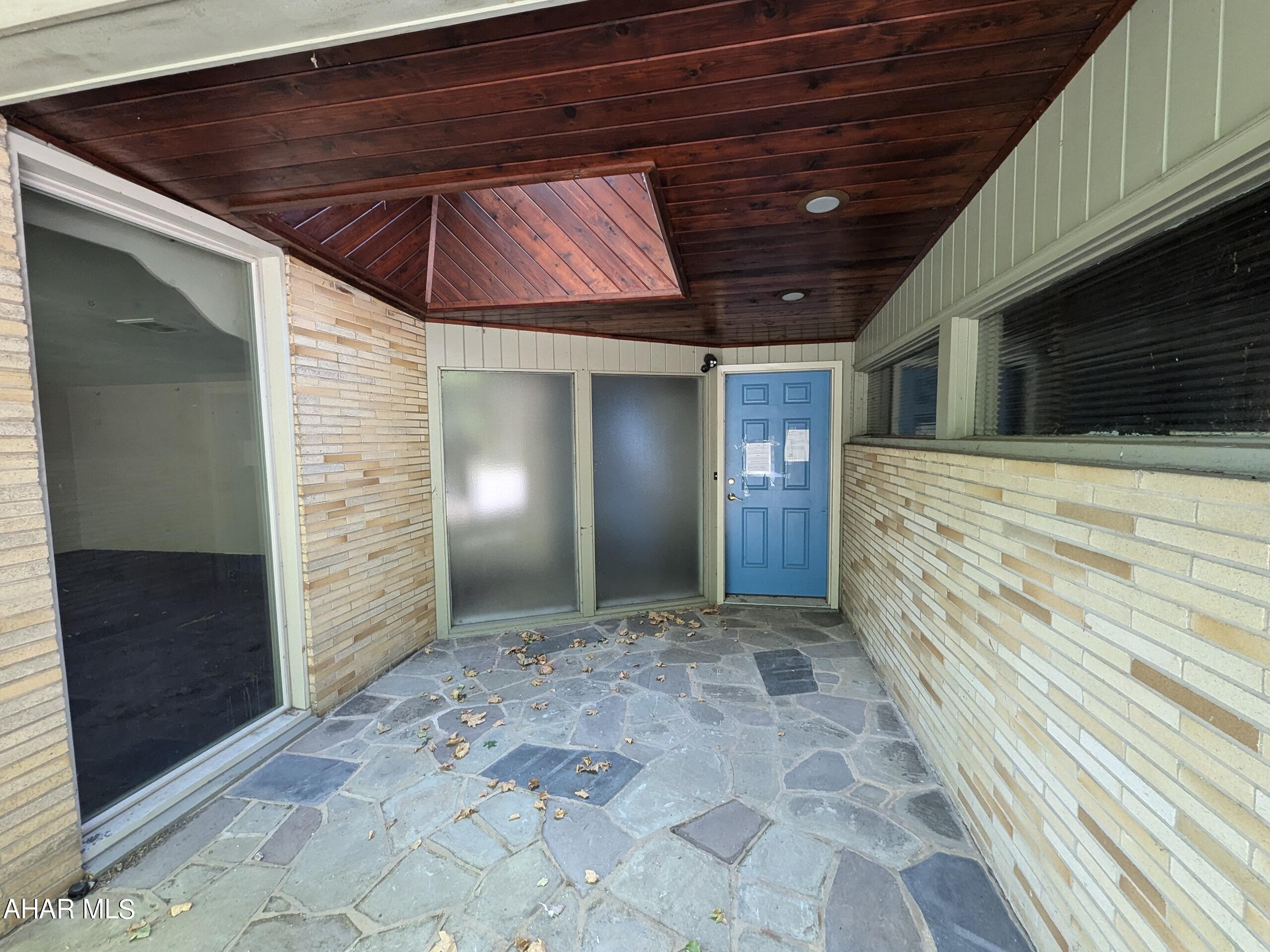 Baker Mansion - Residential