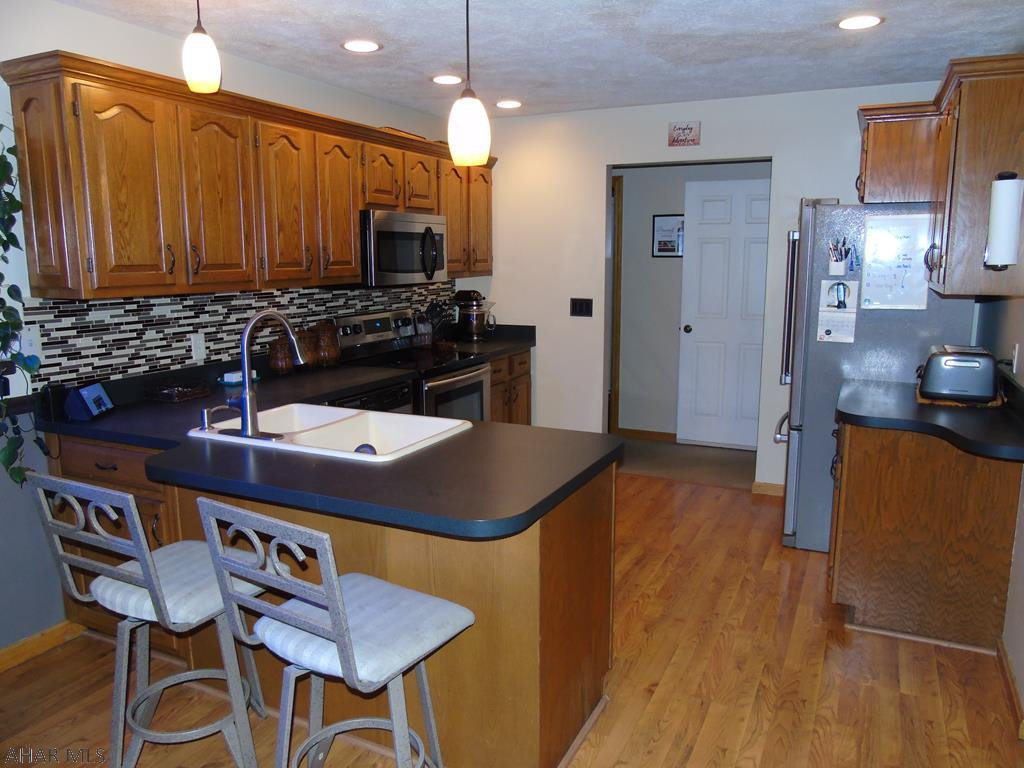 Holiday Manor - Residential