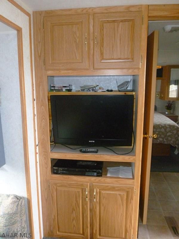 Glendale Yearound - Residential