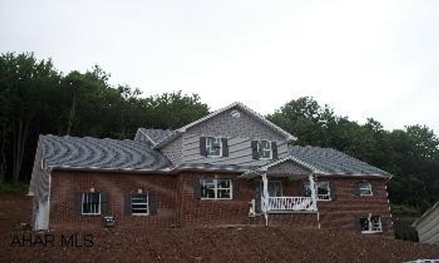 2 story 4BR. Master suite on 1st floor. Finished basement/bath.