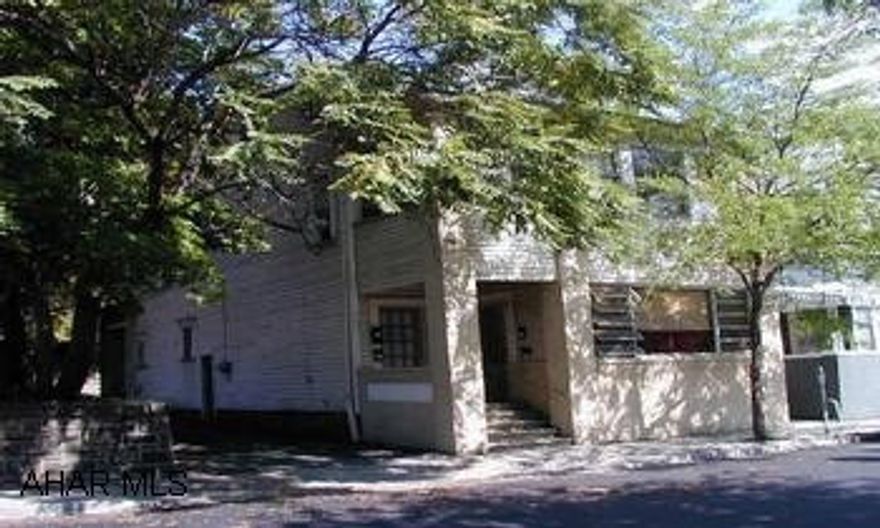 4 Unit apartment.  All units 1 bedroom - 3 apartments currently rented.  4th Unit work has been done.  Offstreet parking for tenants.  Tenants have been long term. 4 Unit apartment.  All units 1 bedroom - 3 apartments currently rented.  4th Unit work has been done.  Offstreet parking for tenants.  Tenants have been long term.