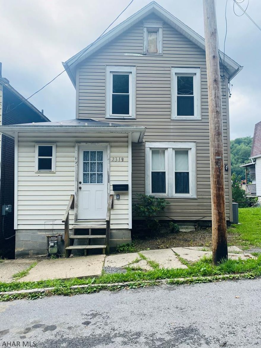 Well maintained 2 bedroom home in Altoona.  All the major things are done new roof, retaining wall in basement and central air bring your designing eye to complete this home,  as an investor or a first time home buyer this would be a perfect fit.