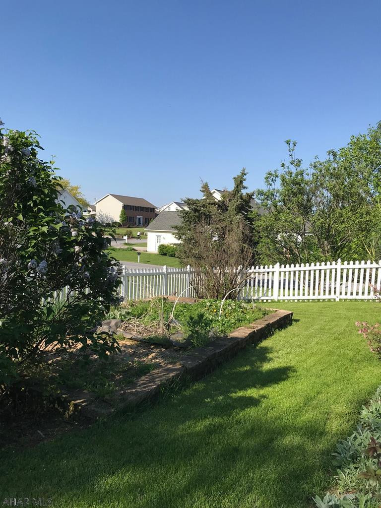 Holliday Heights - Residential