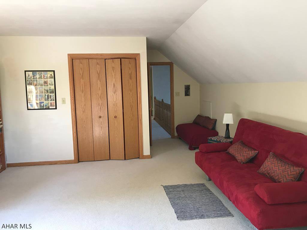 Holliday Heights - Residential