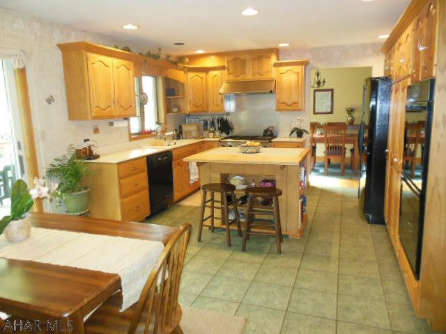 Holliday Heights - Residential