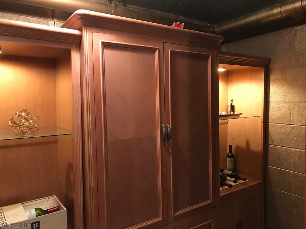 Holliday Heights - Residential