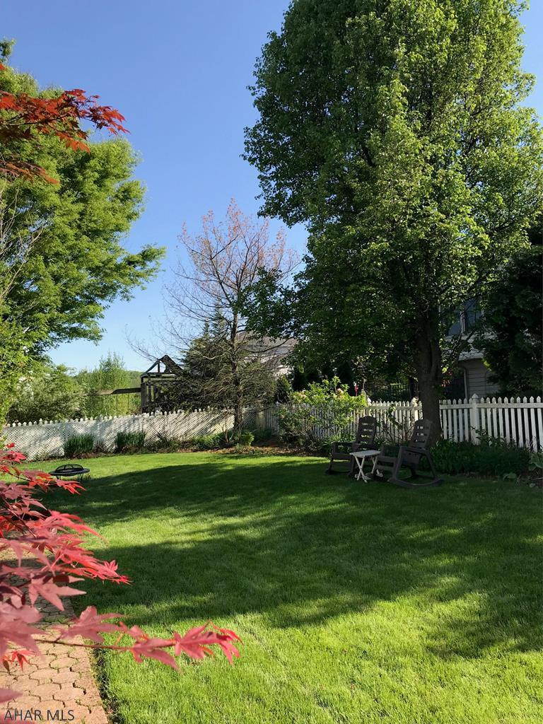 Holliday Heights - Residential