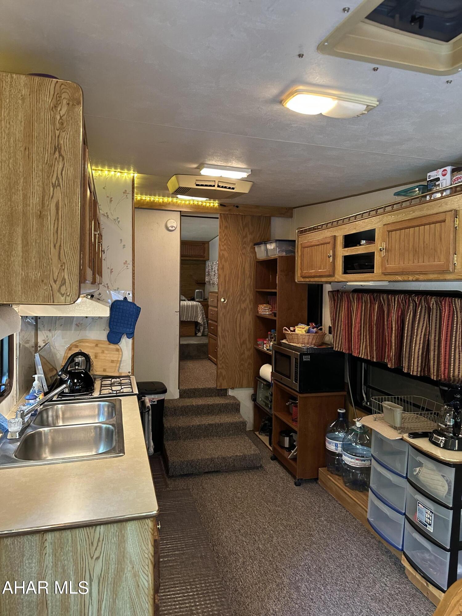 Glendale Yearound - Residential