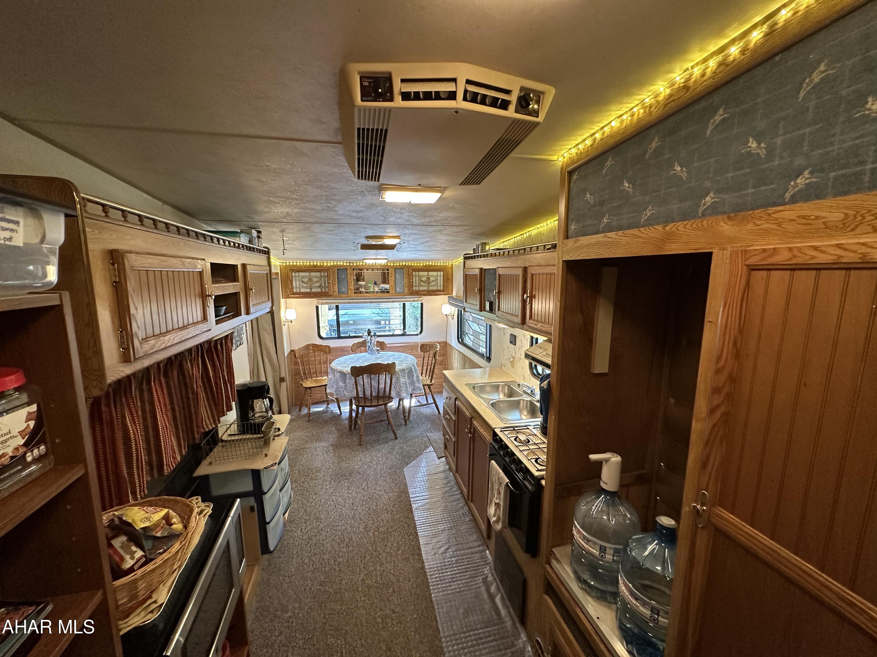 Glendale Yearound - Residential