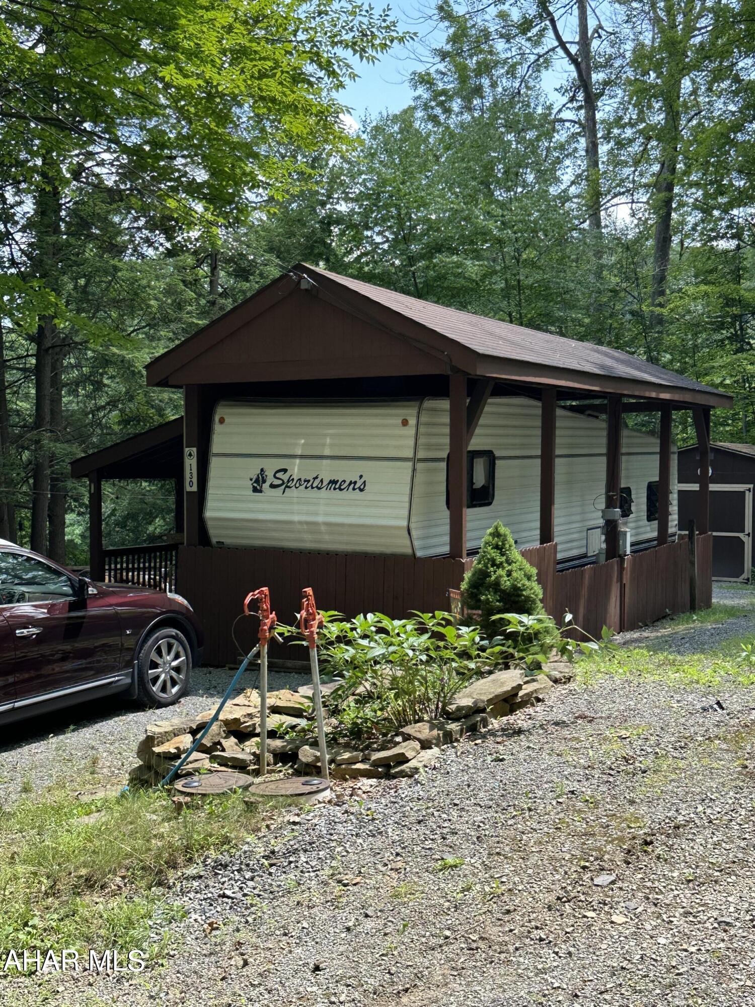 Glendale Yearound - Residential