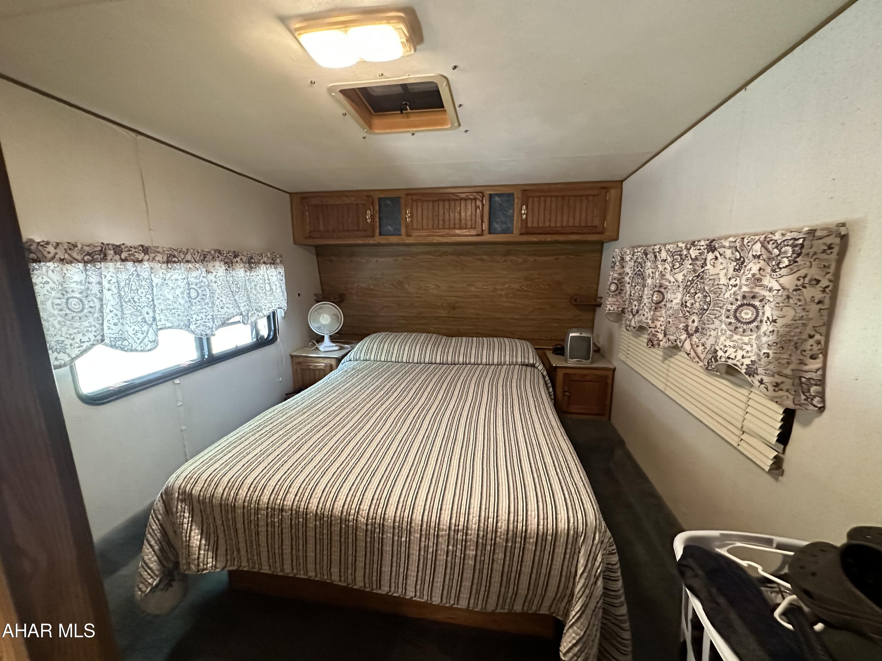 Glendale Yearound - Residential