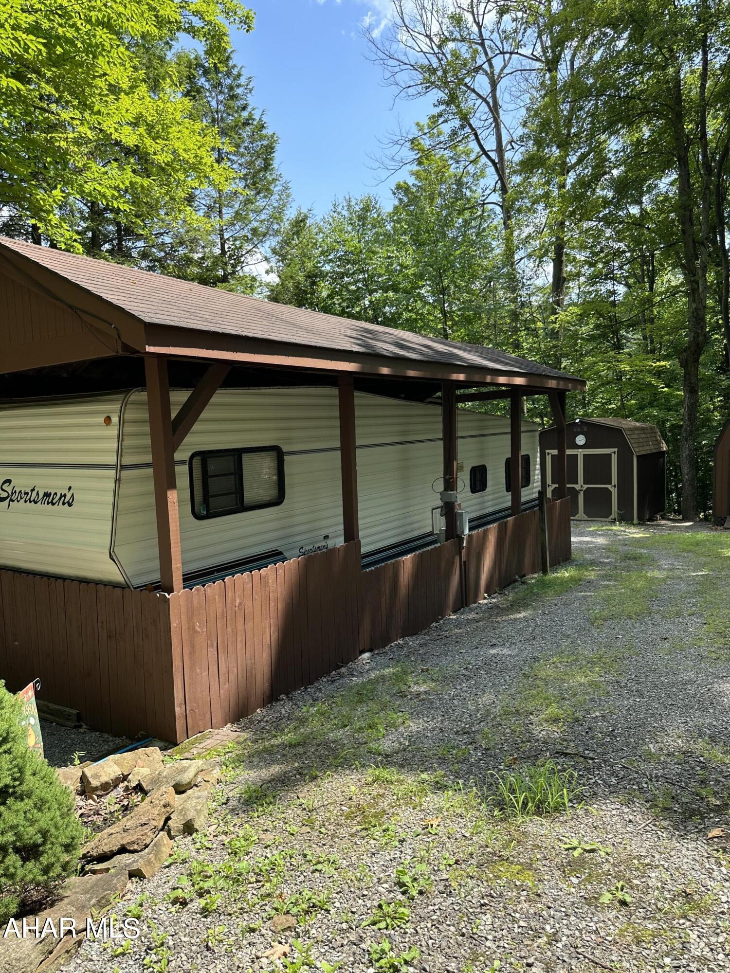 Glendale Yearound - Residential