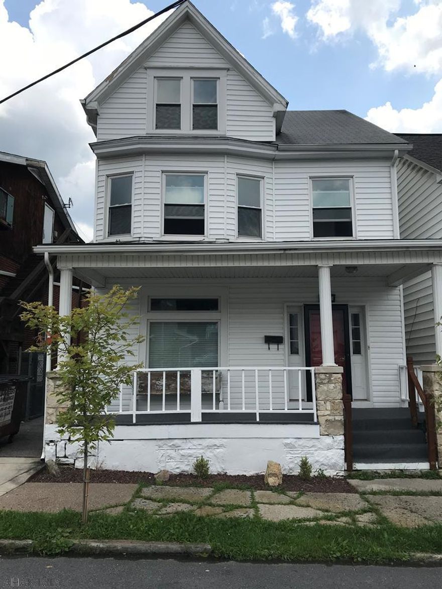 Looking for an updated, spacious home without any yard maintenance?  This 3/4 bedroom home offers a finished attic, new kitchen, central air and 1st floor laundry.  Fenced in patio area for privacy.  Call the listing agent for your personal showing.