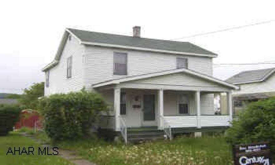 ATTENTION INVESTORS! Vinyl siding, some new windows & paneled walls. A little attention will make this a great house. Two unfinished rooms on the second floor. ATTENTION INVESTORS! Vinyl siding, some new windows & paneled walls. A little attention will make this a great house. Two unfinished rooms on the second floor.