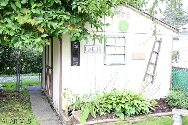 East End - Residential