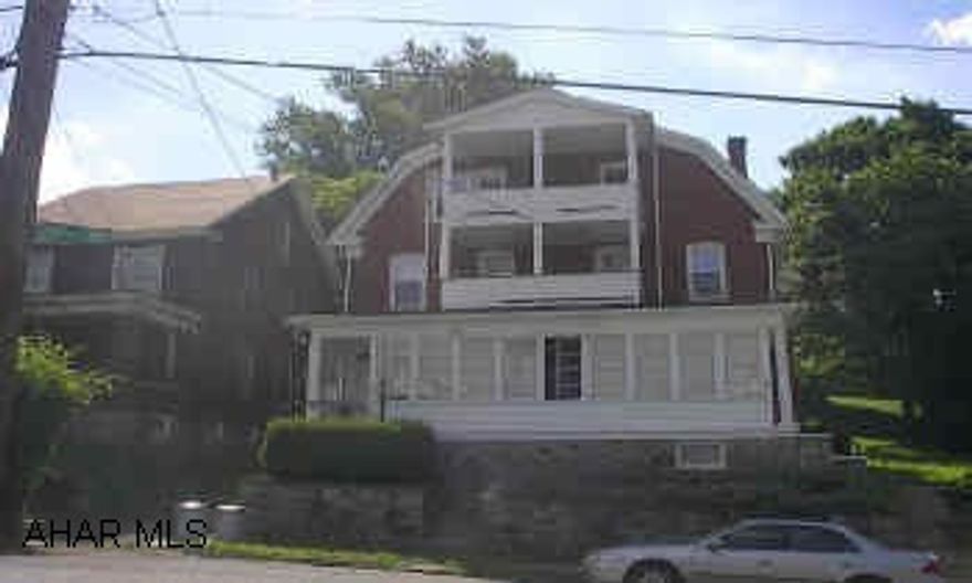 Newly renovated triplex.  New roof, windows, and newer furnace. New carpet, newly painted, 2nd and 3rd floor balconies.  1st floor renovations - one still being competed. Newly renovated triplex.  New roof, windows, and newer furnace.  New carpet, newly painted 2nd and 3rd floor balconies.  1st floor renovations - one still being completed.