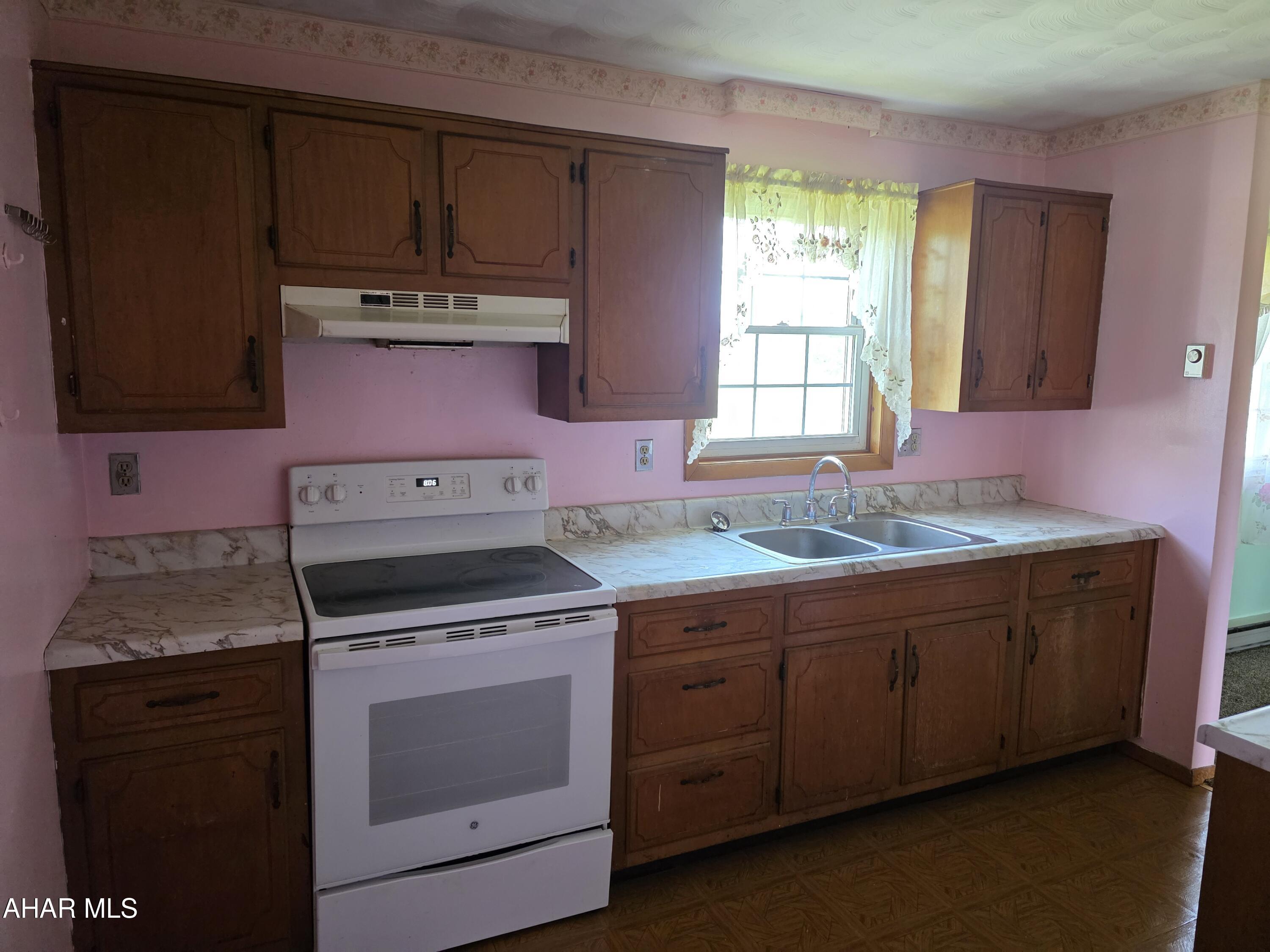 Sinking Valley - Residential