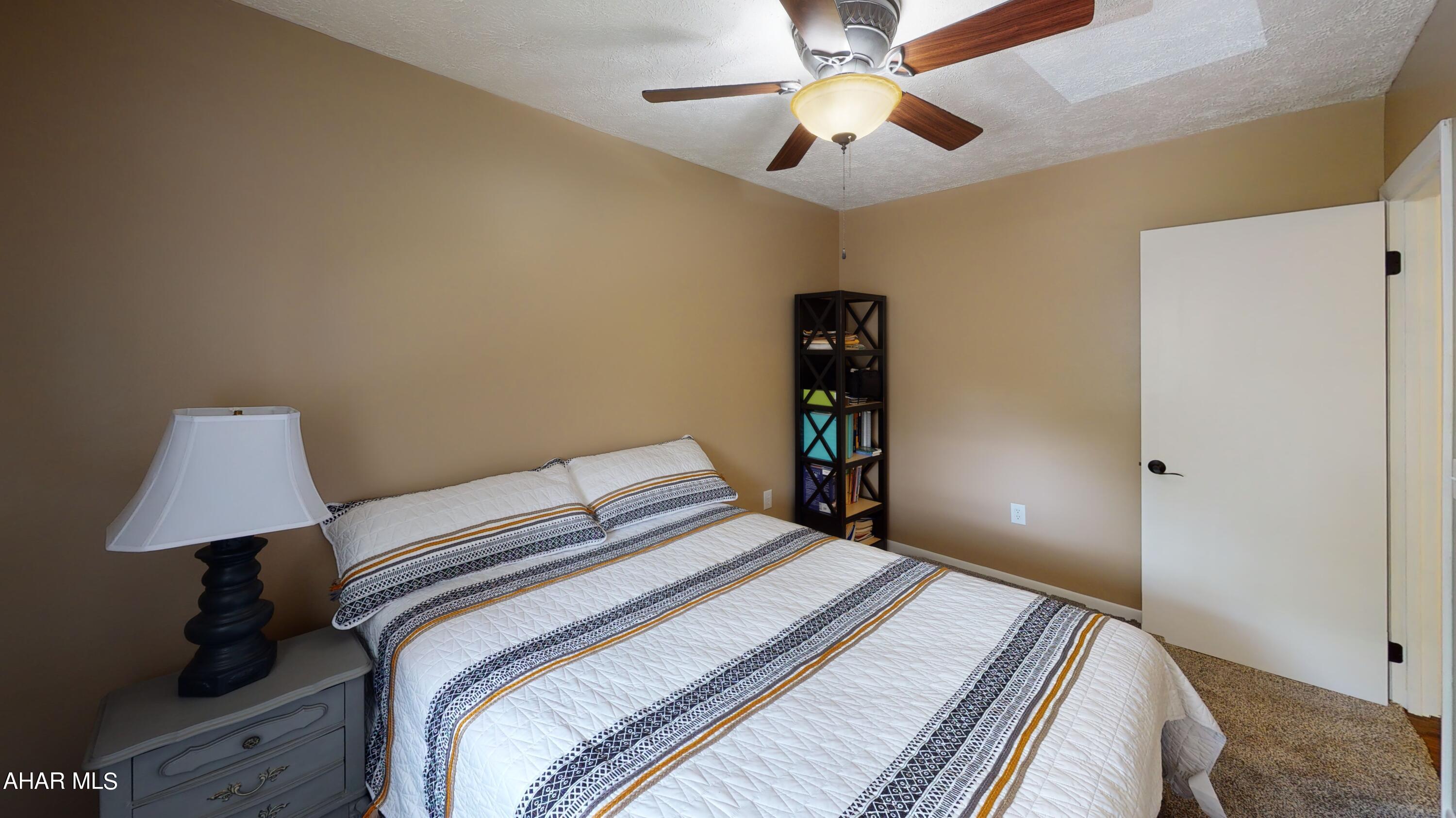 Rolling Hills - Residential