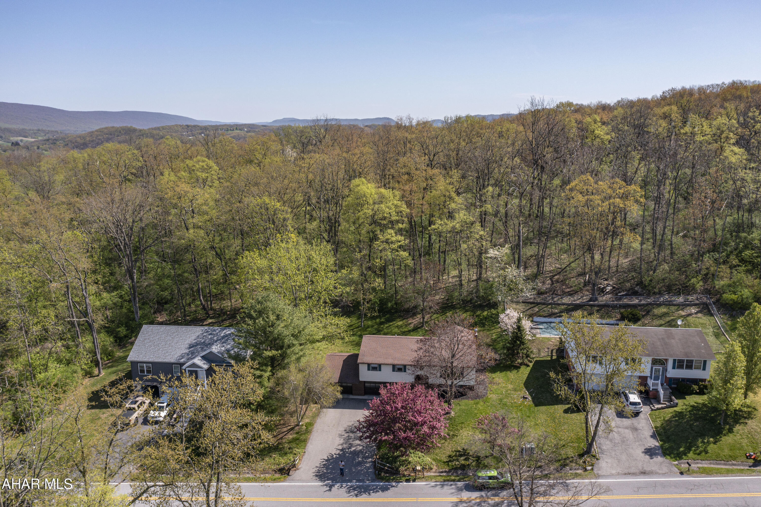 Rolling Hills - Residential