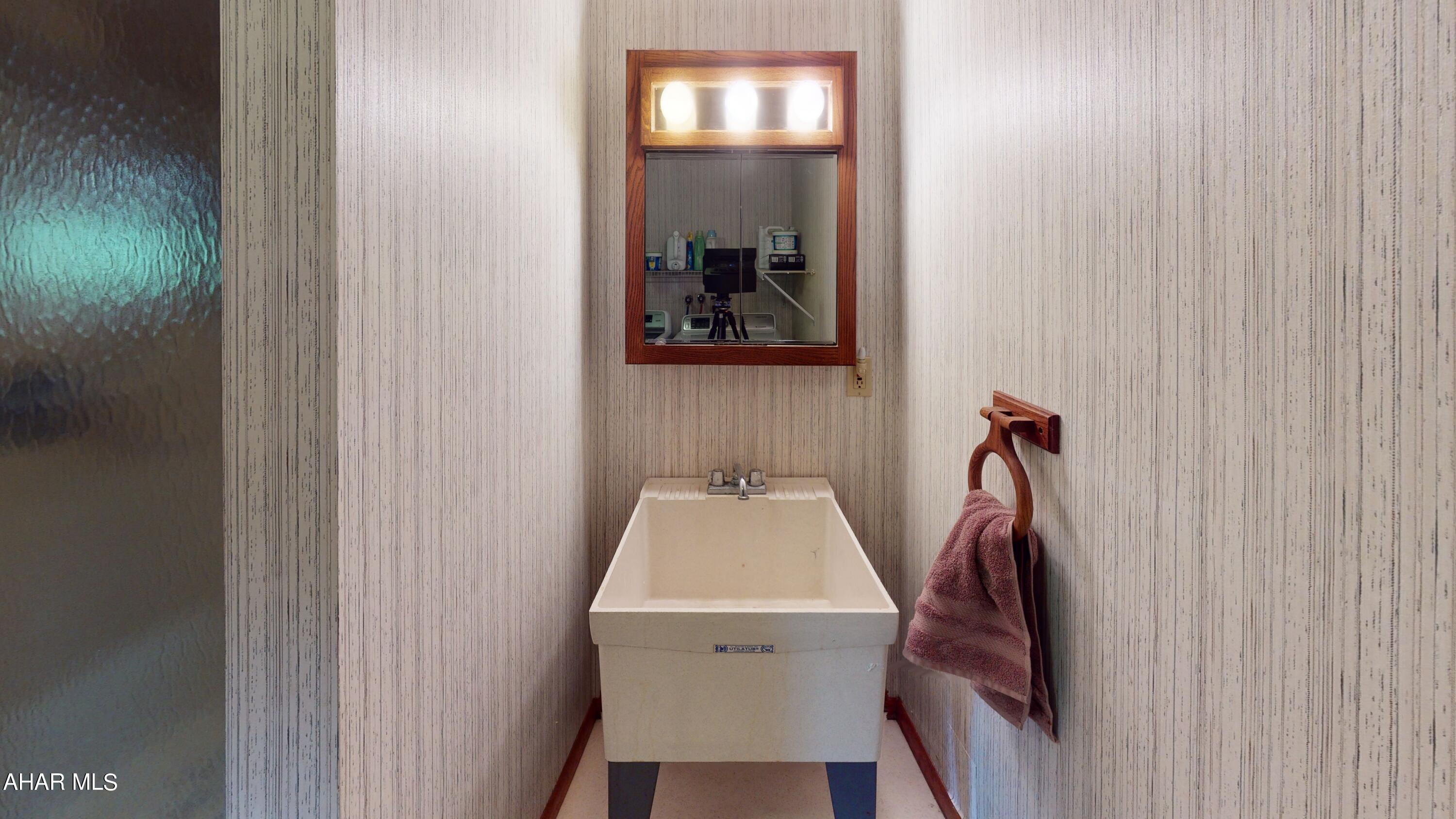 Rolling Hills - Residential