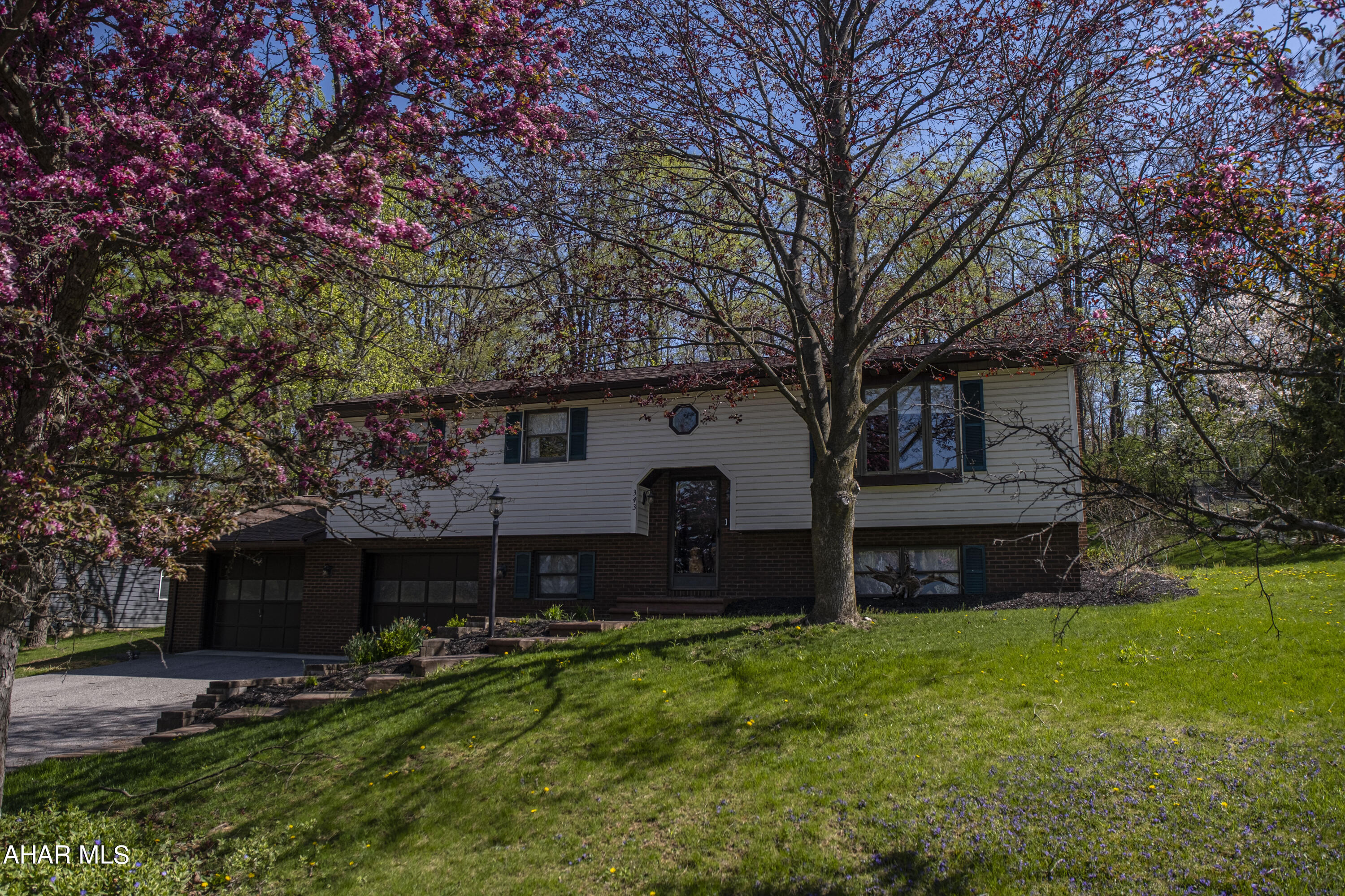 Rolling Hills - Residential