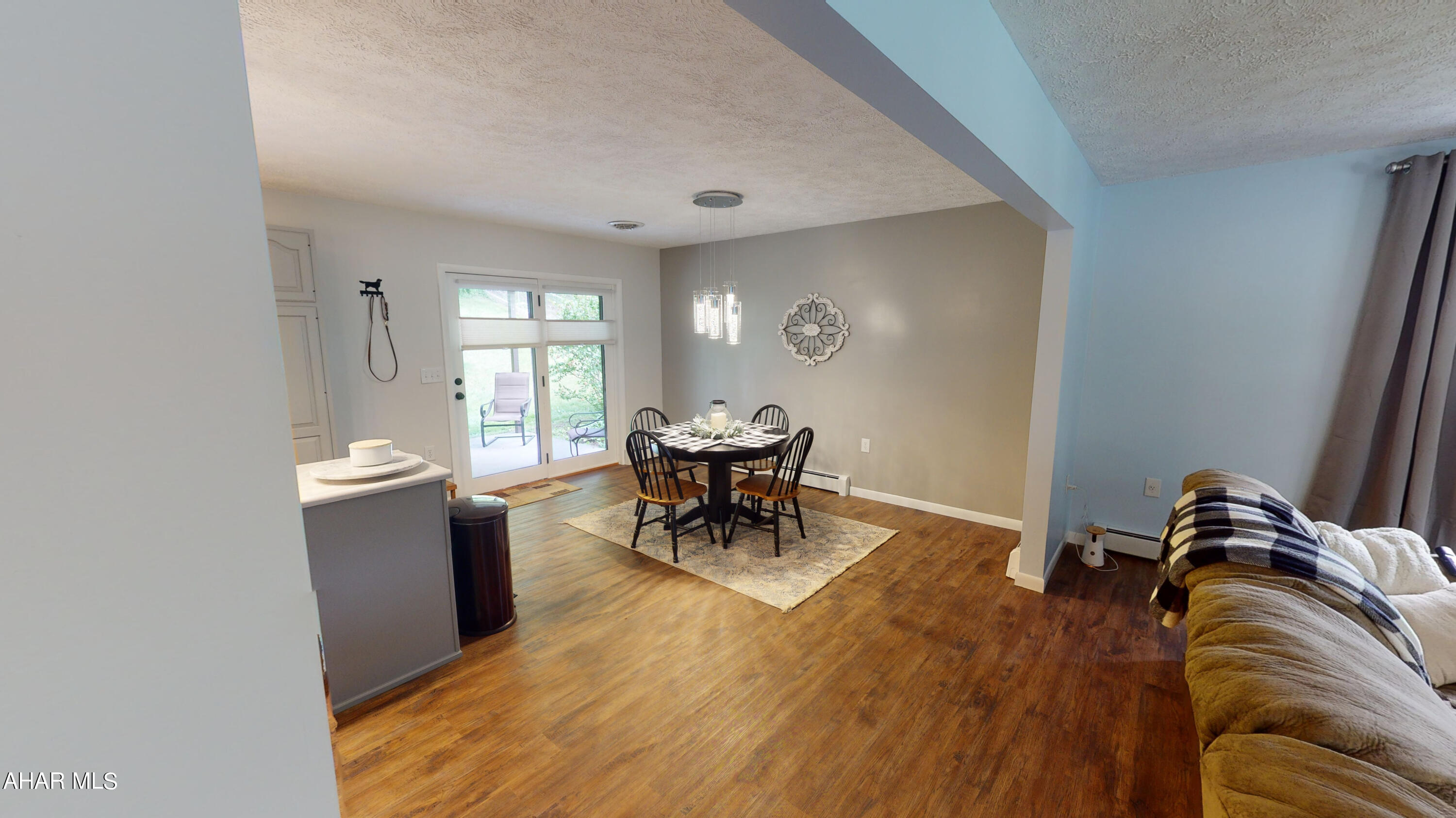 Rolling Hills - Residential