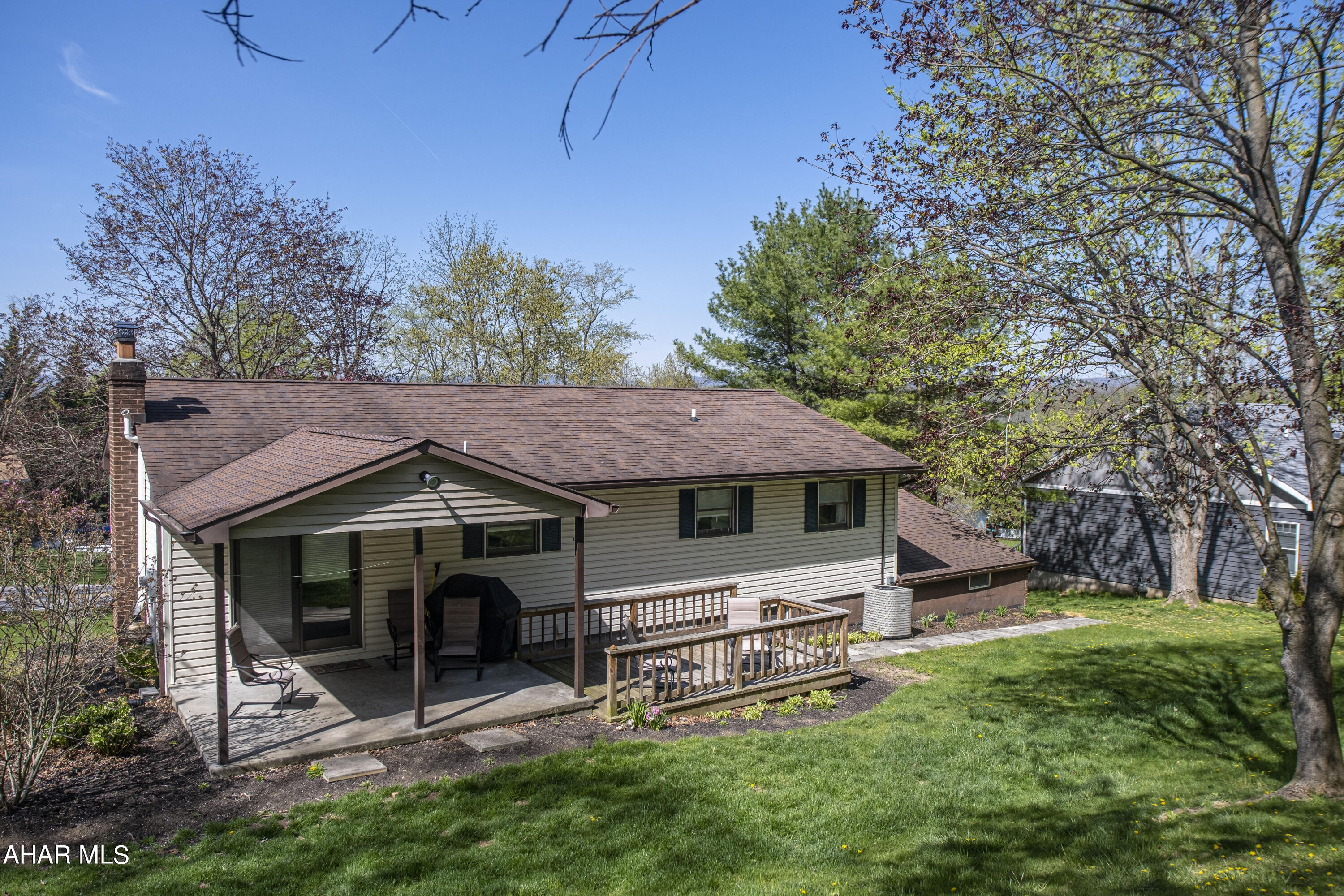 Rolling Hills - Residential