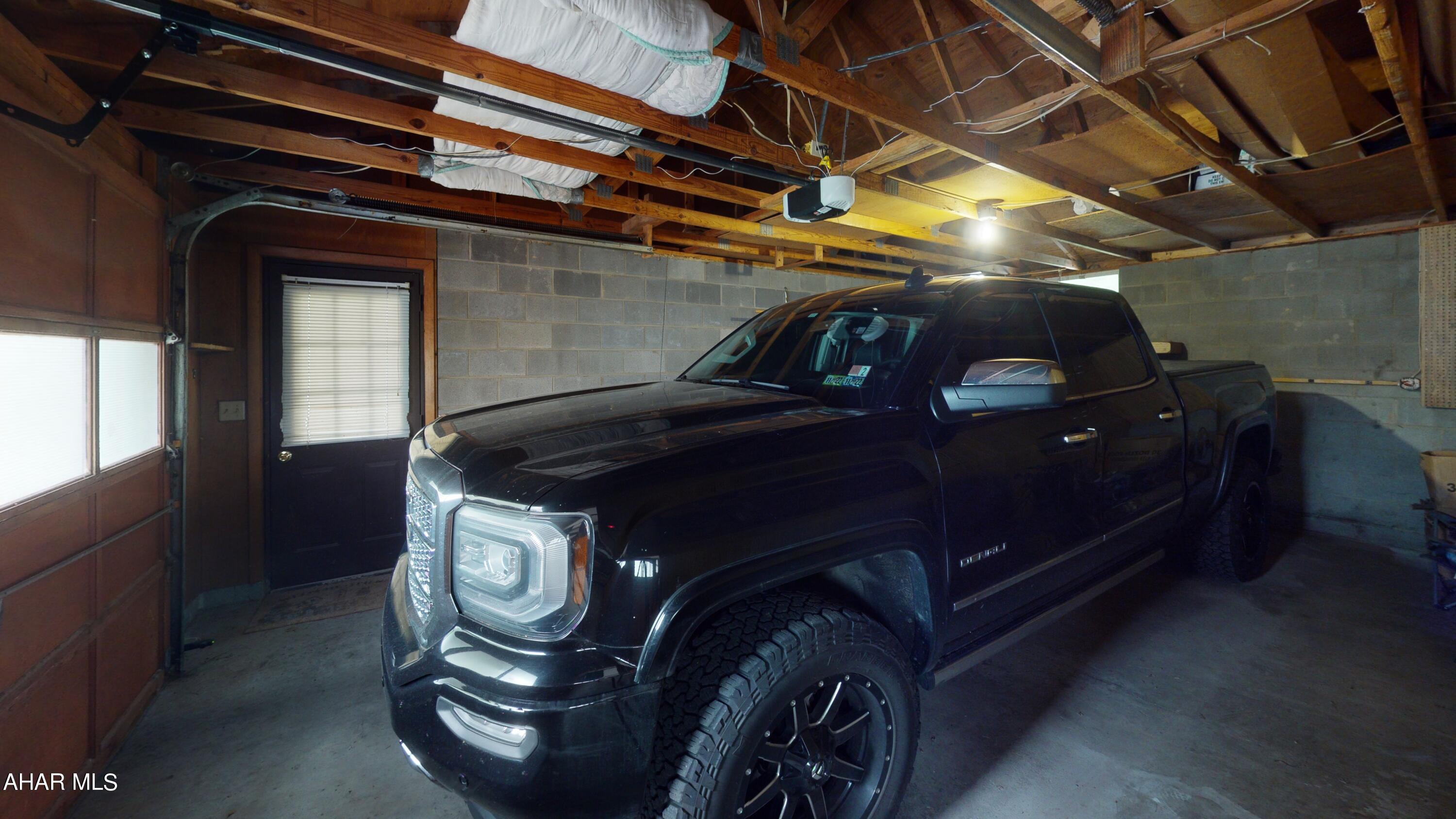 Rolling Hills - Residential